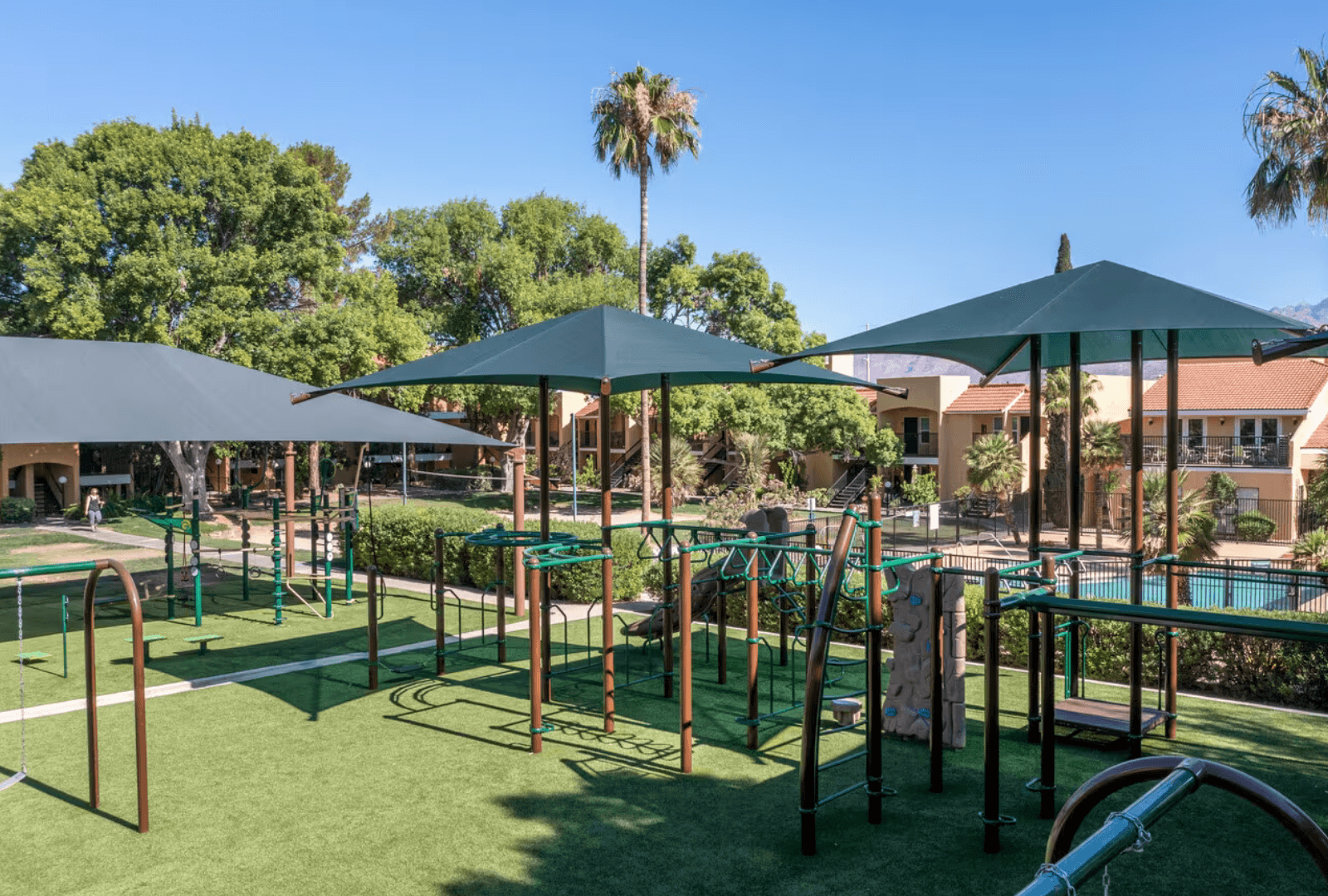 Tucson Apartment: 8550 East Speedway Blvd