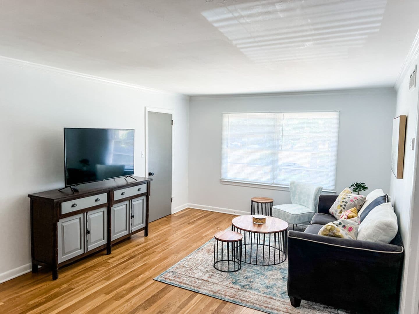 Savannah Apartment: 23 Berkley Pl - 23 Berkley Unit 4