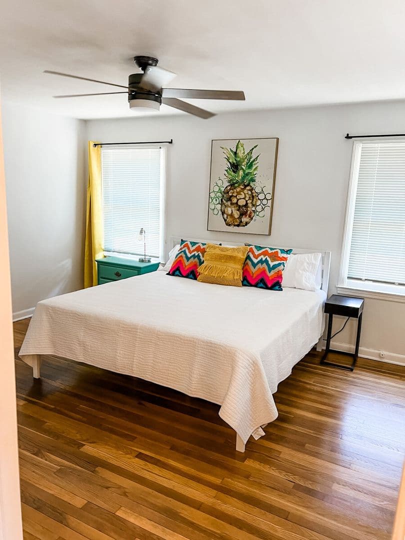 Savannah Apartment: 23 Berkley Pl - 23 Berkley Unit 4