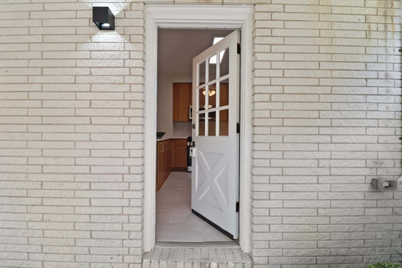 Savannah Apartment: 11924 Idlewood Dr