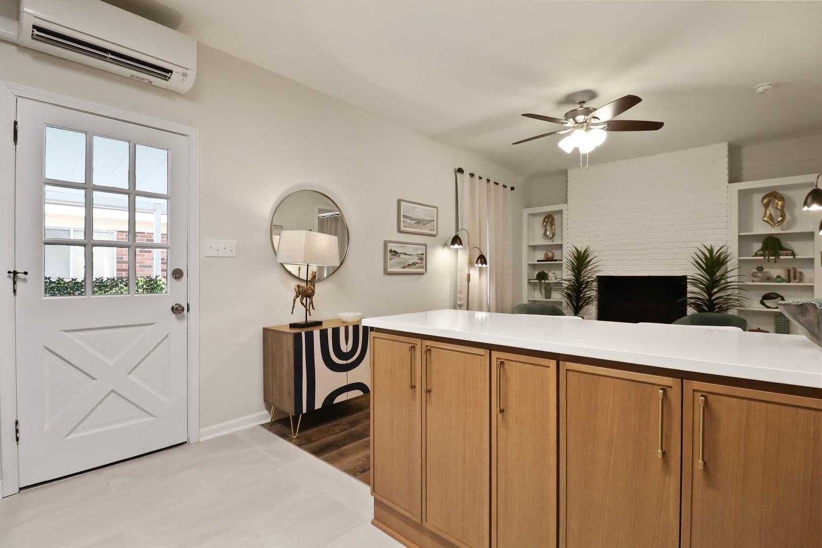 Savannah Apartment: 11924 Idlewood Dr