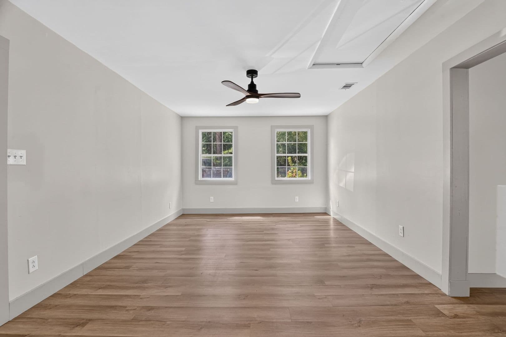 Pooler House: 108 E Whatley Street