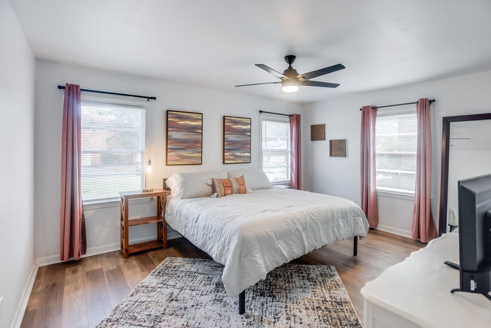 Savannah Apartment: 23 Berkley Pl - 23 Berkley Unit 2