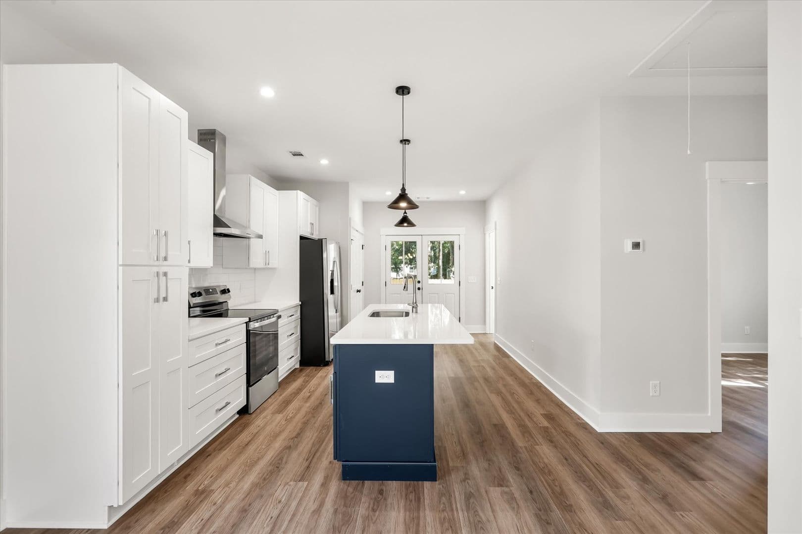 Savannah House: 5404 Mildred St