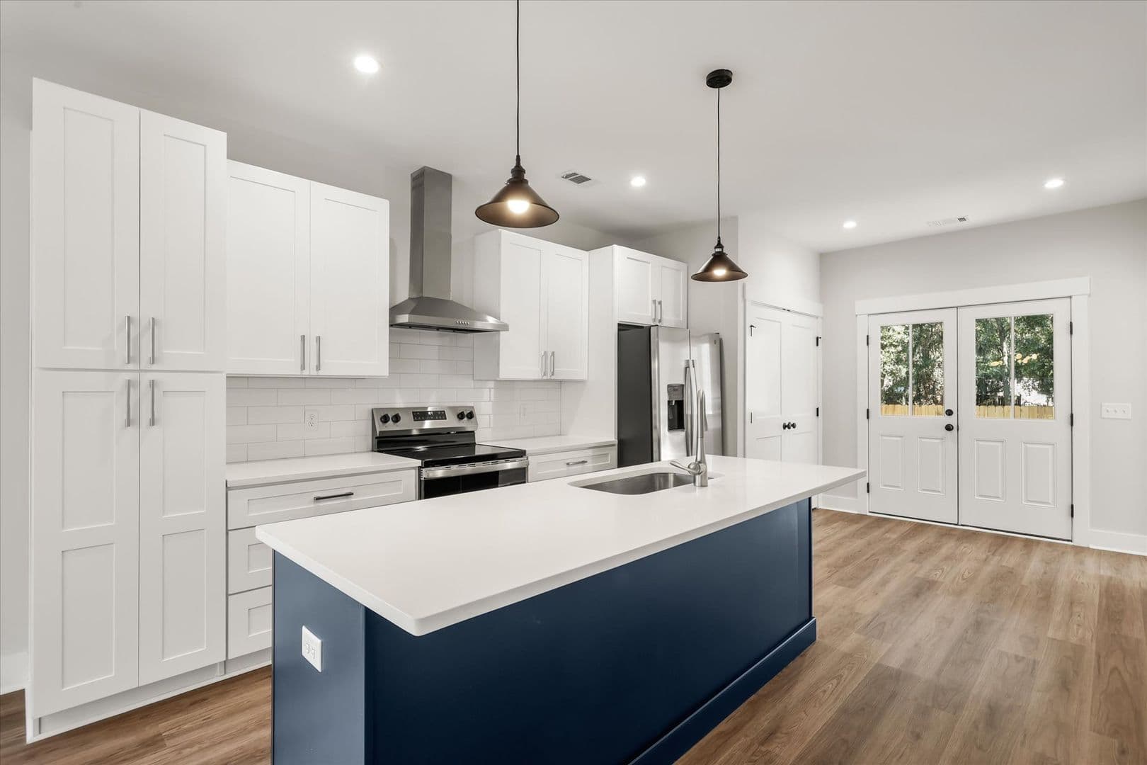 Savannah House: 5404 Mildred St
