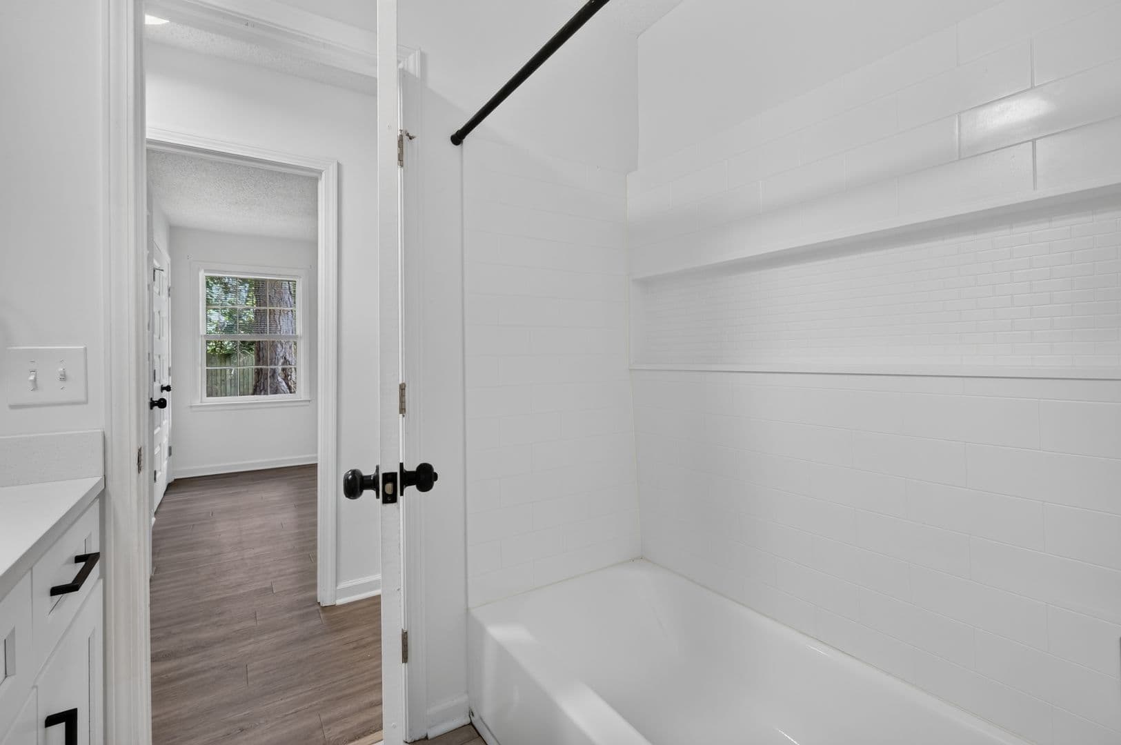 Savannah House: 31 Beaver Run Dr