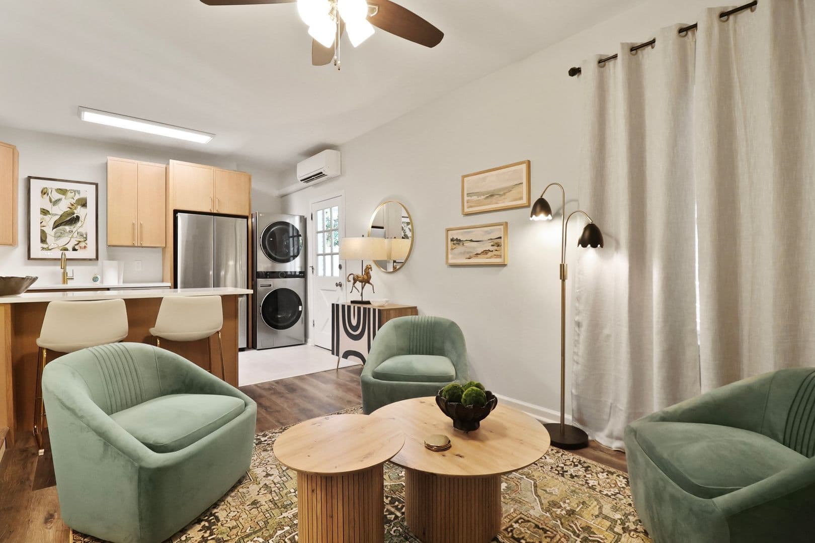 Savannah Apartment: 11924 Idlewood Dr