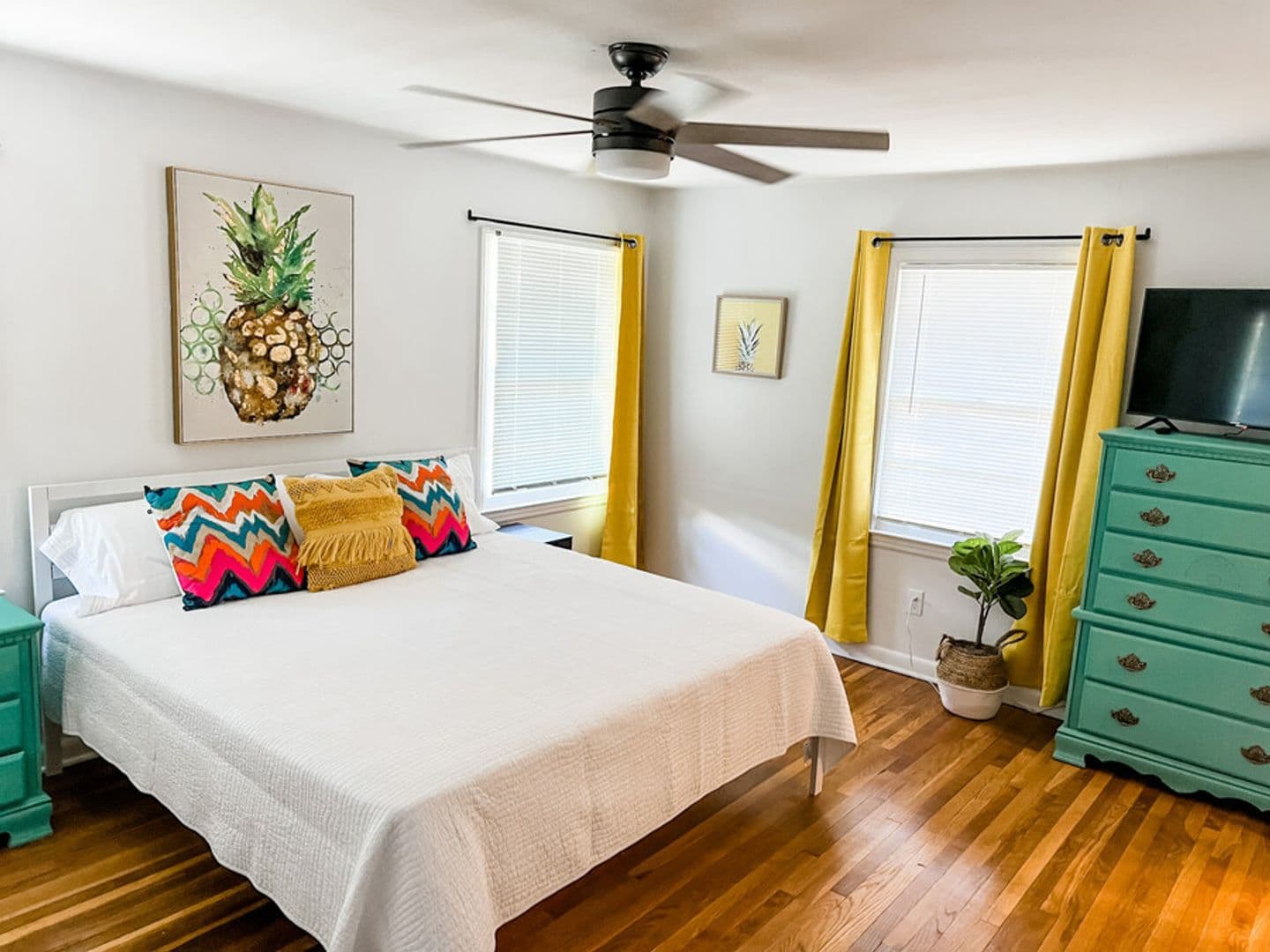 Savannah Apartment: 23 Berkley Pl - 23 Berkley Unit 4