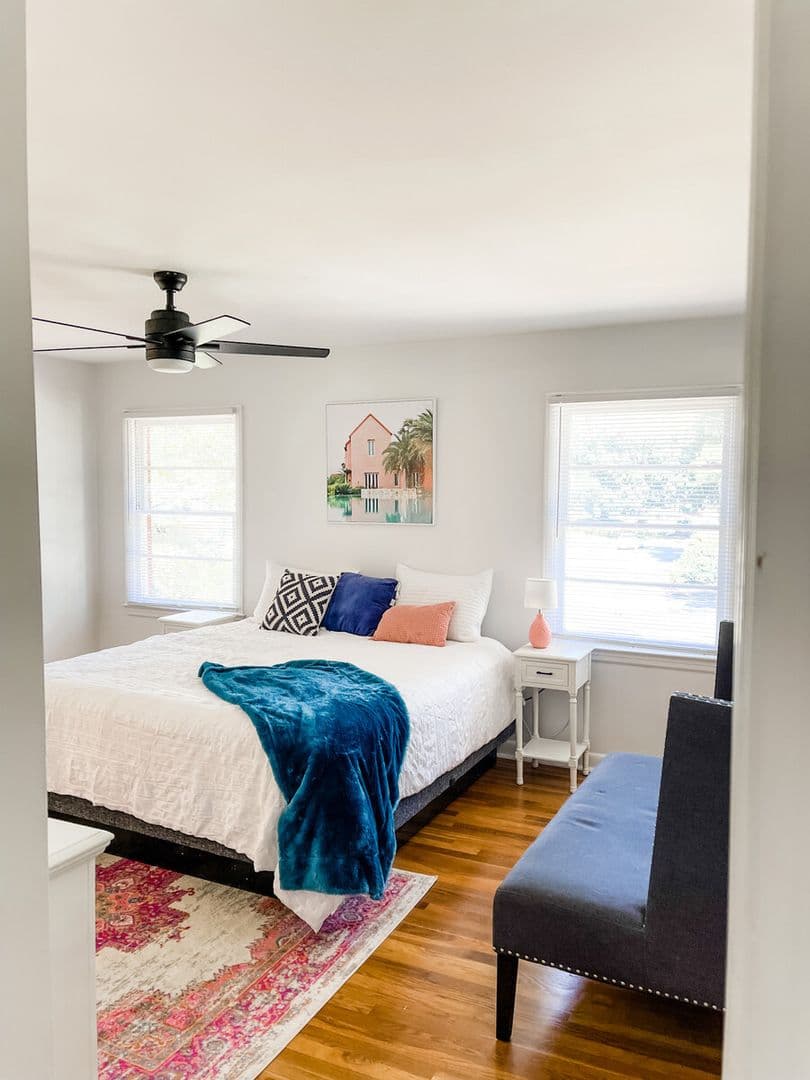 Savannah Apartment: 23 Berkley Pl - 23 Berkley Unit 3