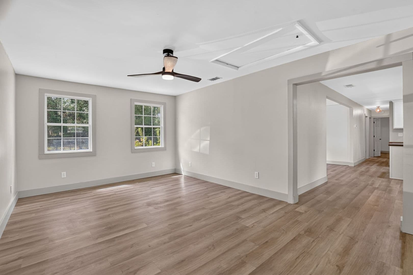 Pooler House: 108 E Whatley Street
