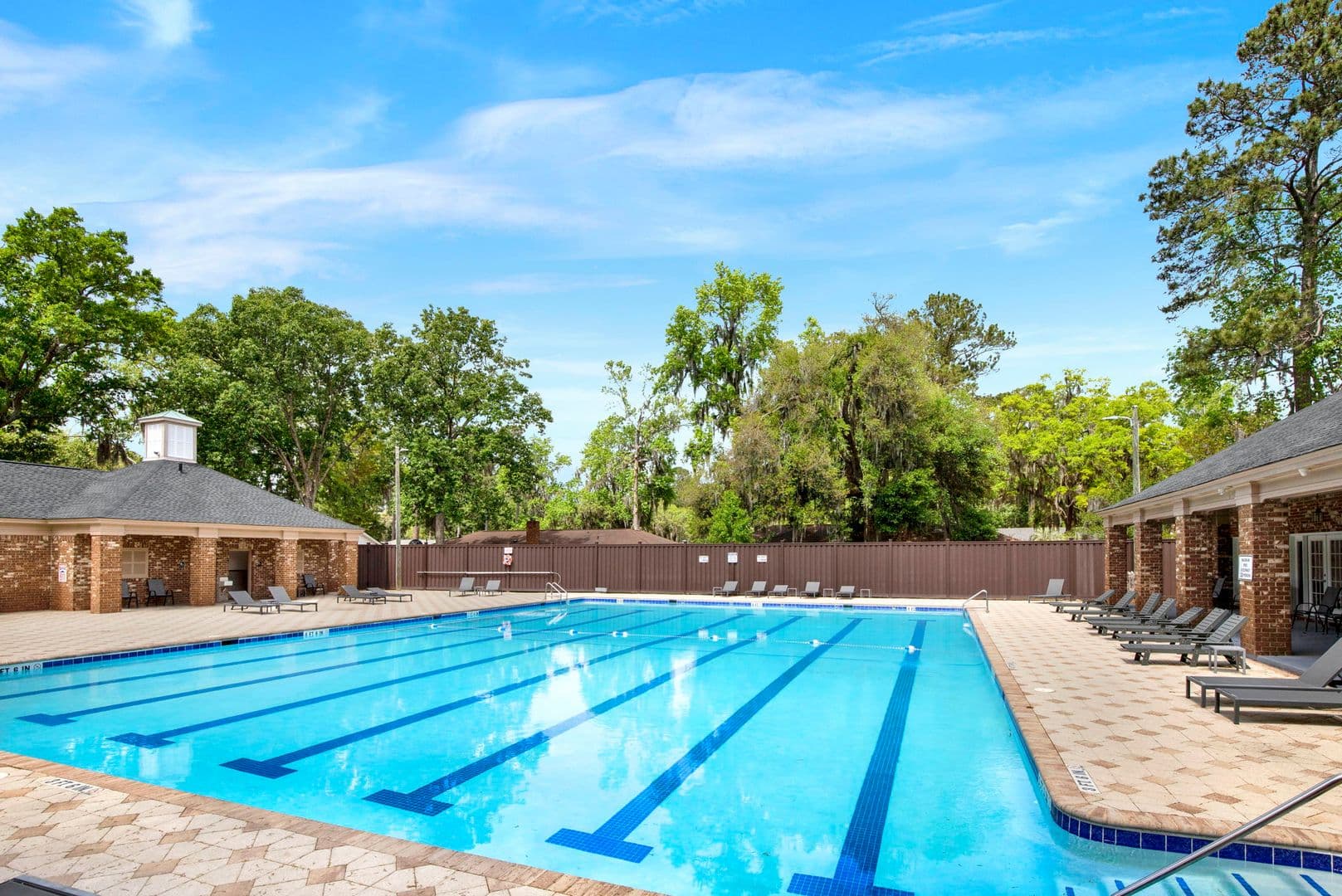 Savannah House: 31 Beaver Run Dr