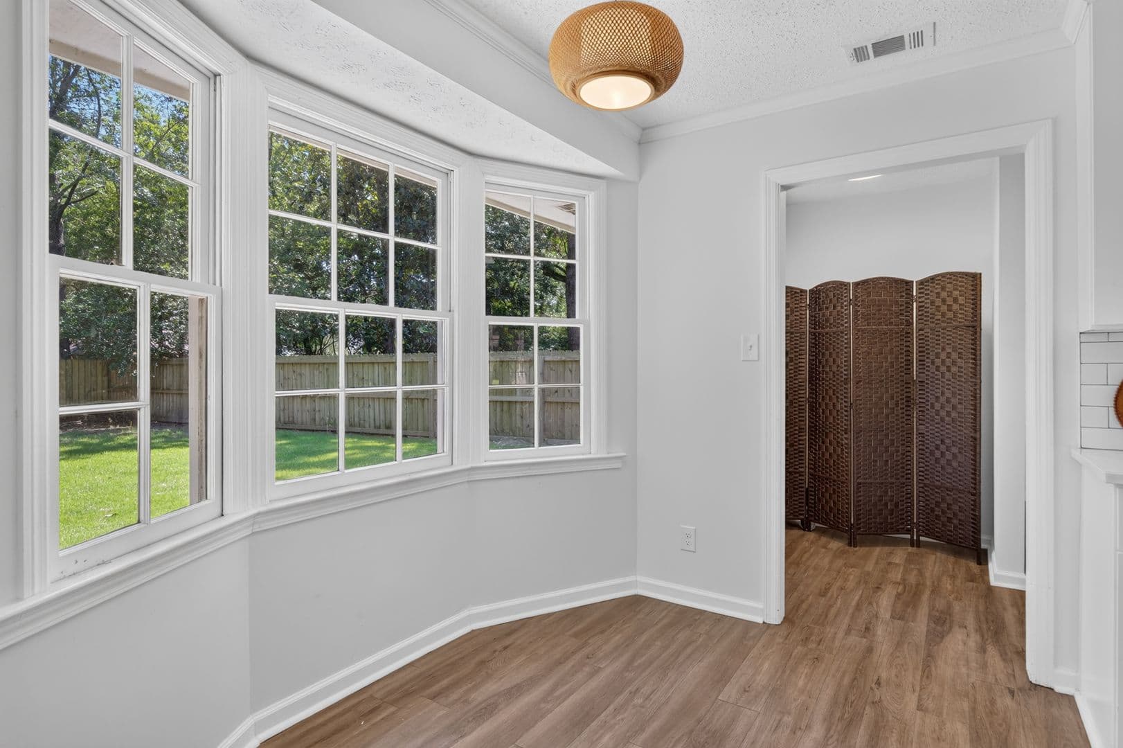 Savannah House: 31 Beaver Run Dr