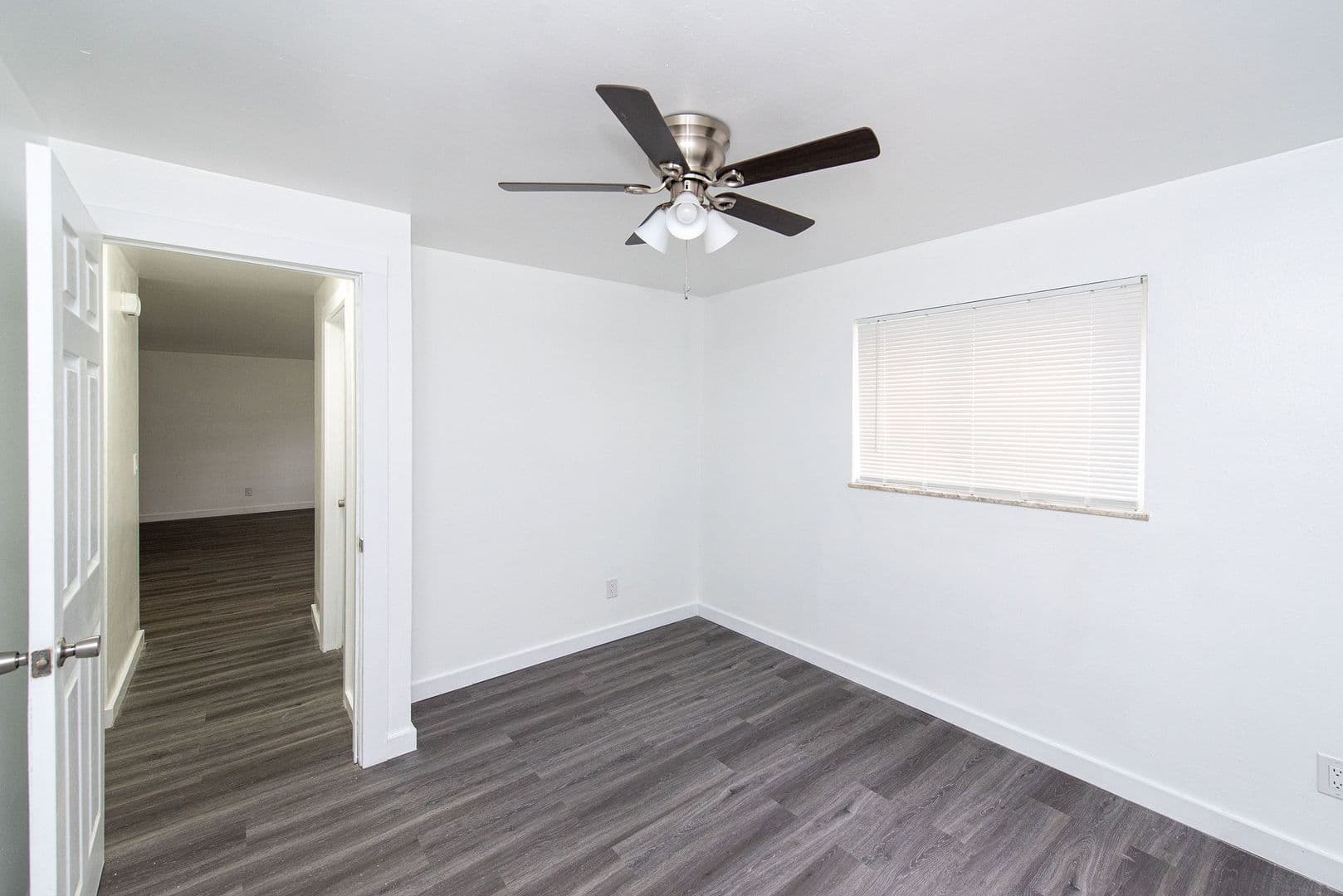 Arlington Heights Apartment: 469 OLDEN AVENUE