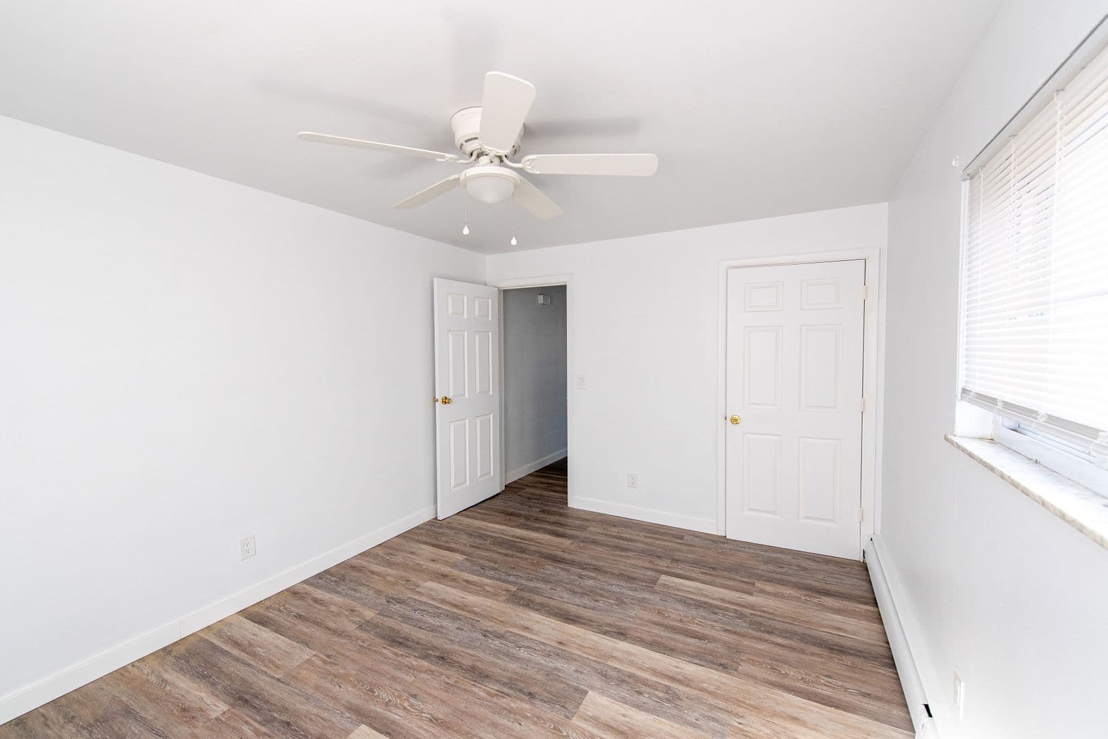 Arlington Heights Apartment: 469 OLDEN AVENUE