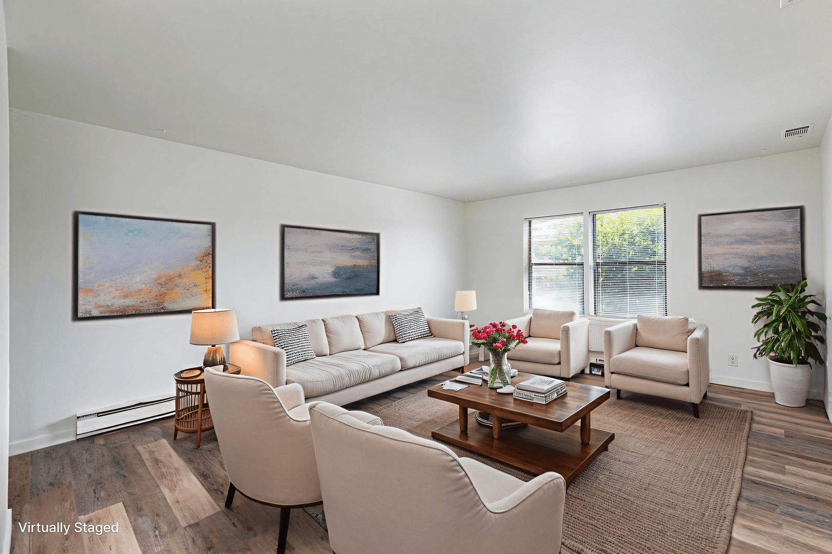 Vandalia Apartment: 870 West Alkaline Springs Road