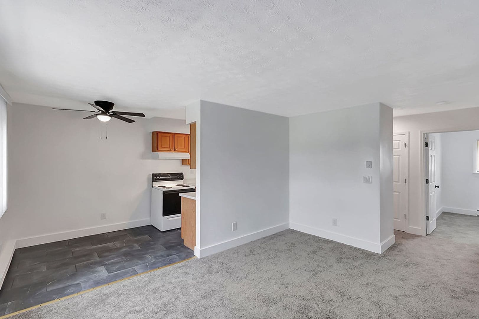 Xenia Apartment: 1127-1149 Frederick Drive