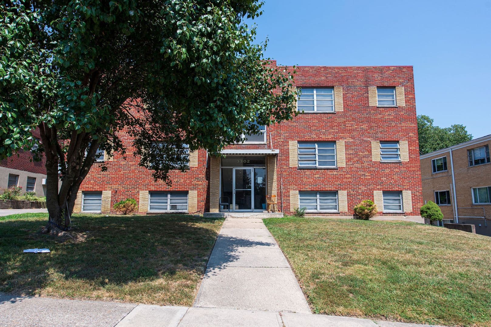 Cincinnati Apartment: 3298 Camvic Terrace