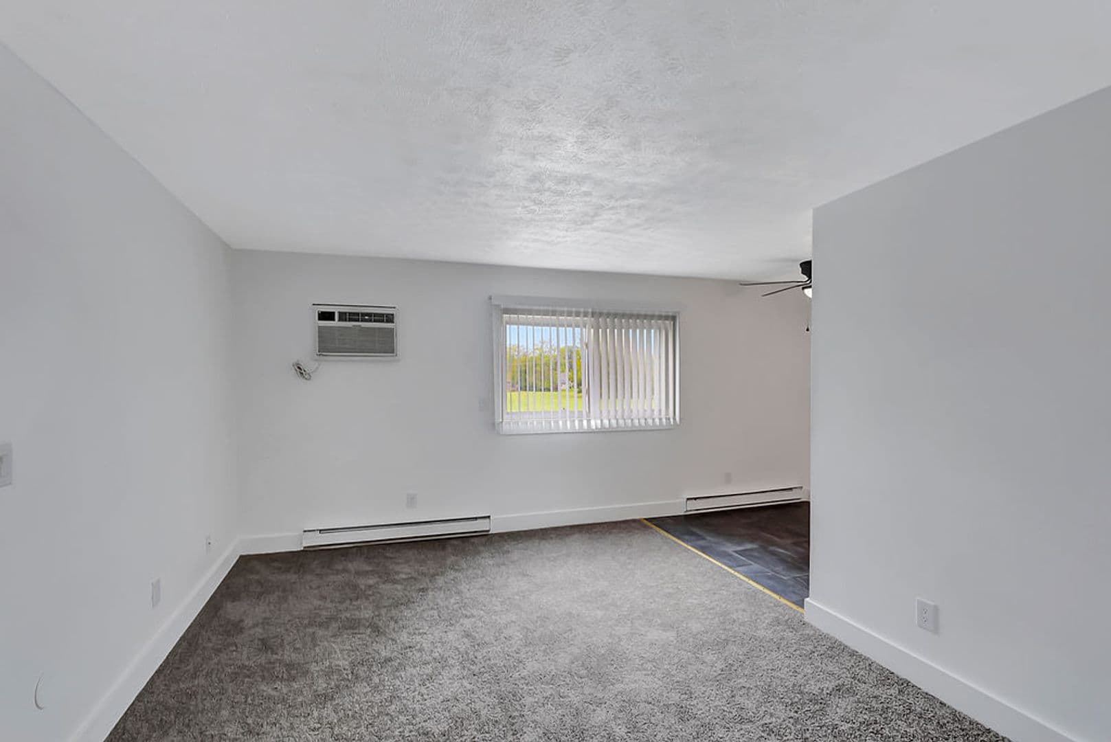 Xenia Apartment: 1127-1149 Frederick Drive