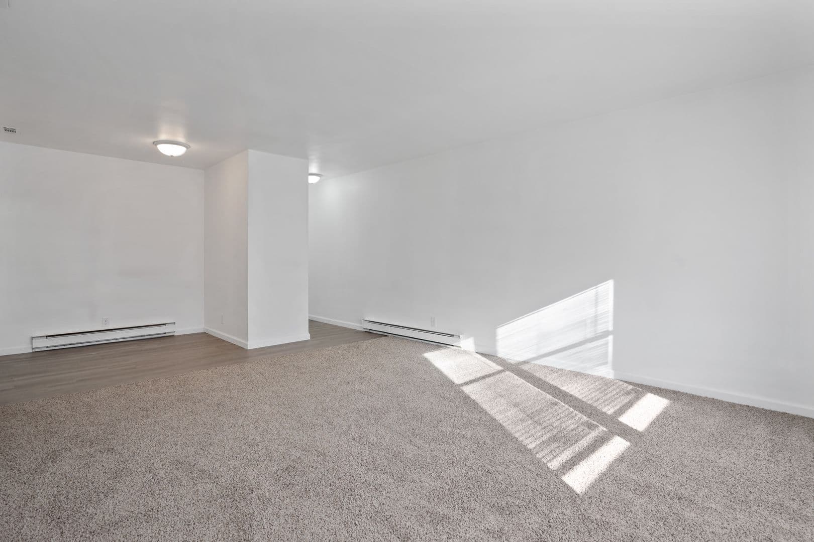 Vandalia Apartment: 850 West Alkaline Springs Road