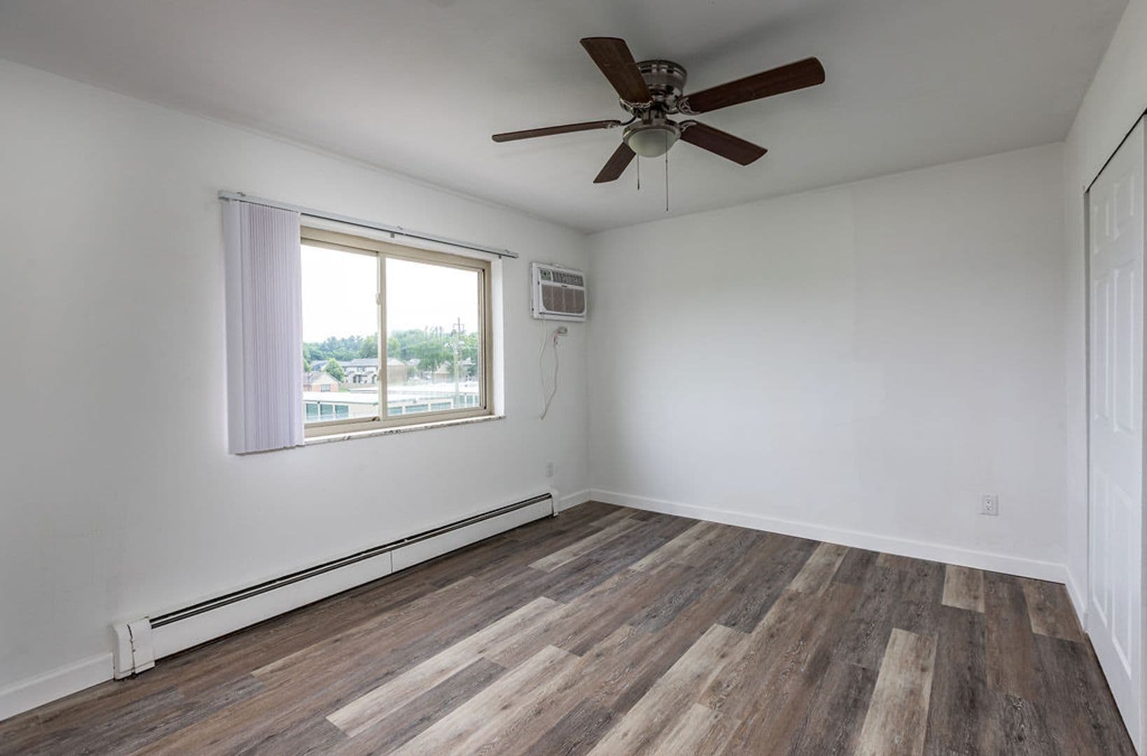 Xenia Apartment: 249 Kinsey Road
