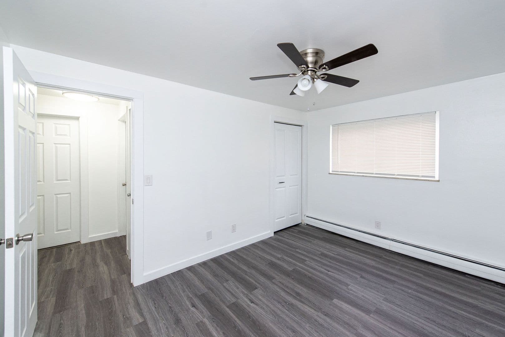 Arlington Heights Apartment: 469 OLDEN AVENUE