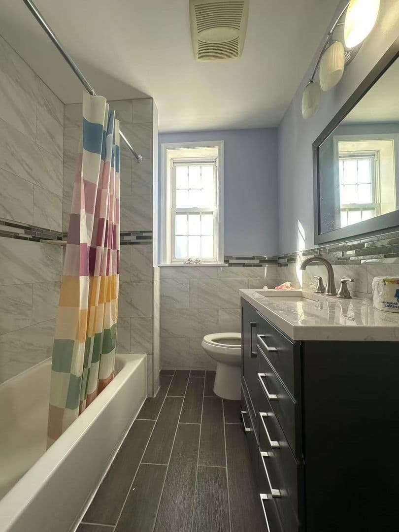 Philadelphia House: 1212 JOHNSTON ST