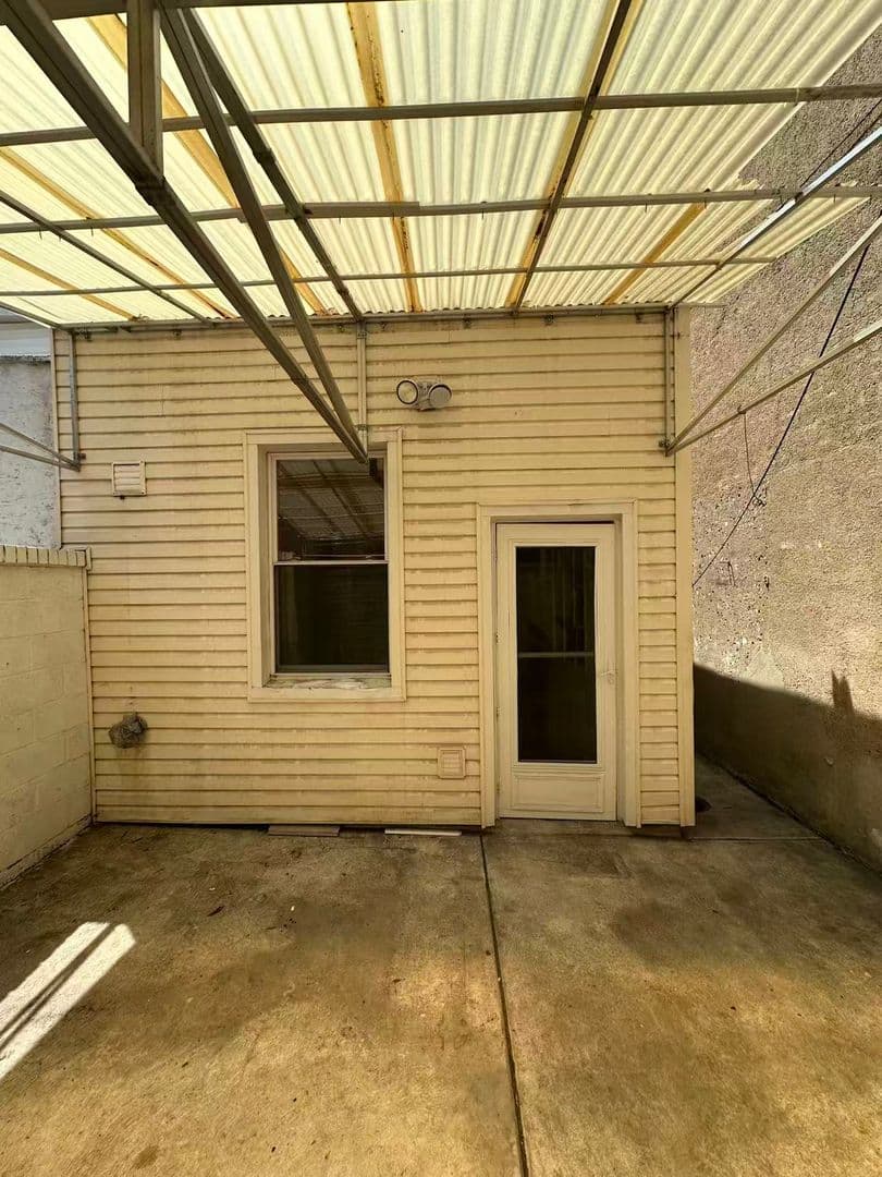 Philadelphia House: 1717 s 7th st