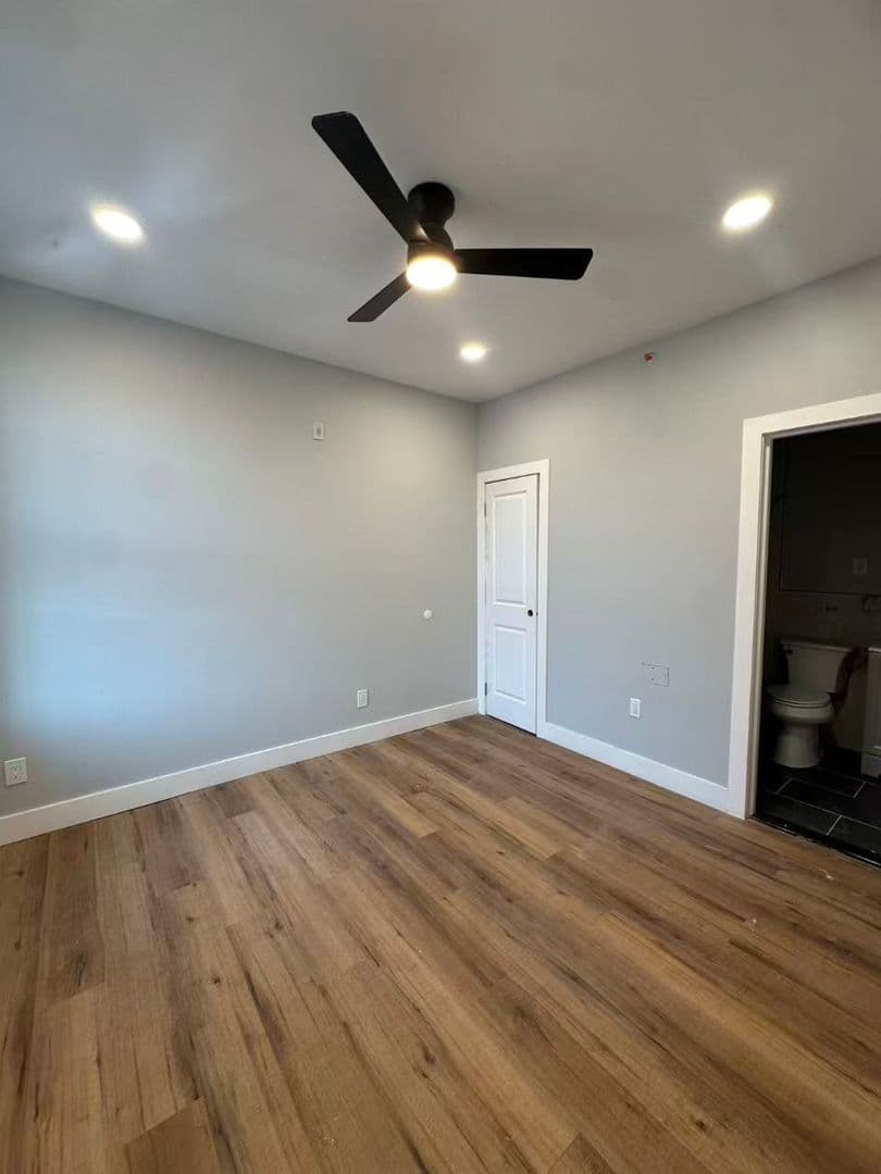 Philadelphia Apartment: 1407-11 Point Breeze Ave