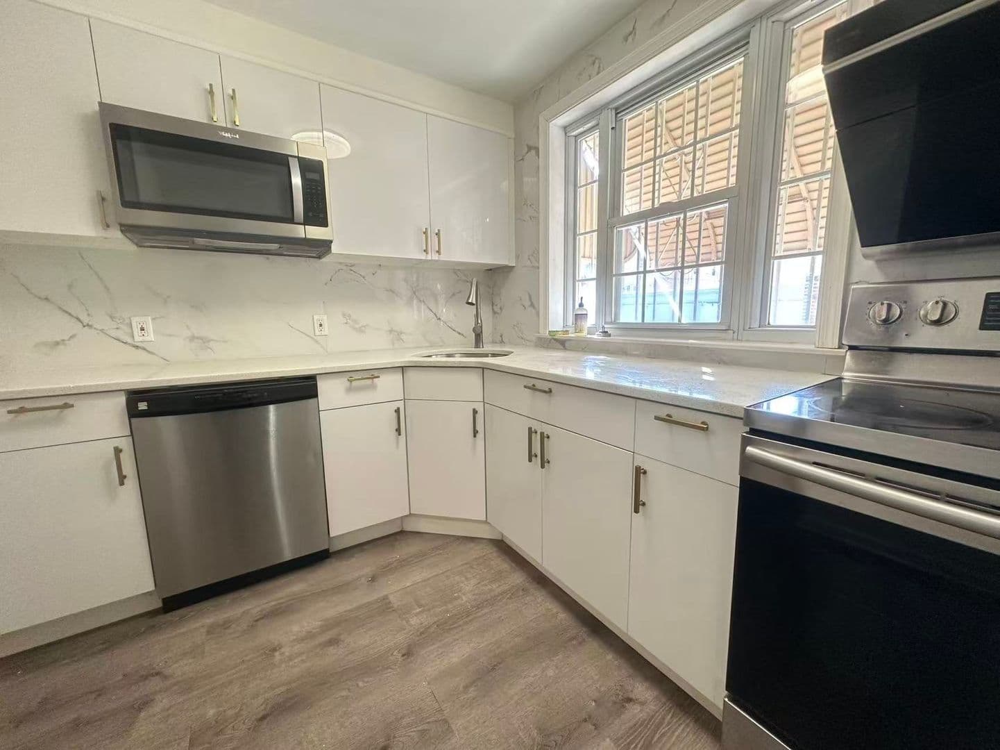 Philadelphia House: 1212 JOHNSTON ST