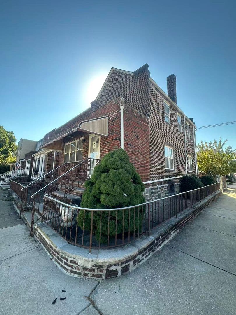 Philadelphia House: 1212 JOHNSTON ST