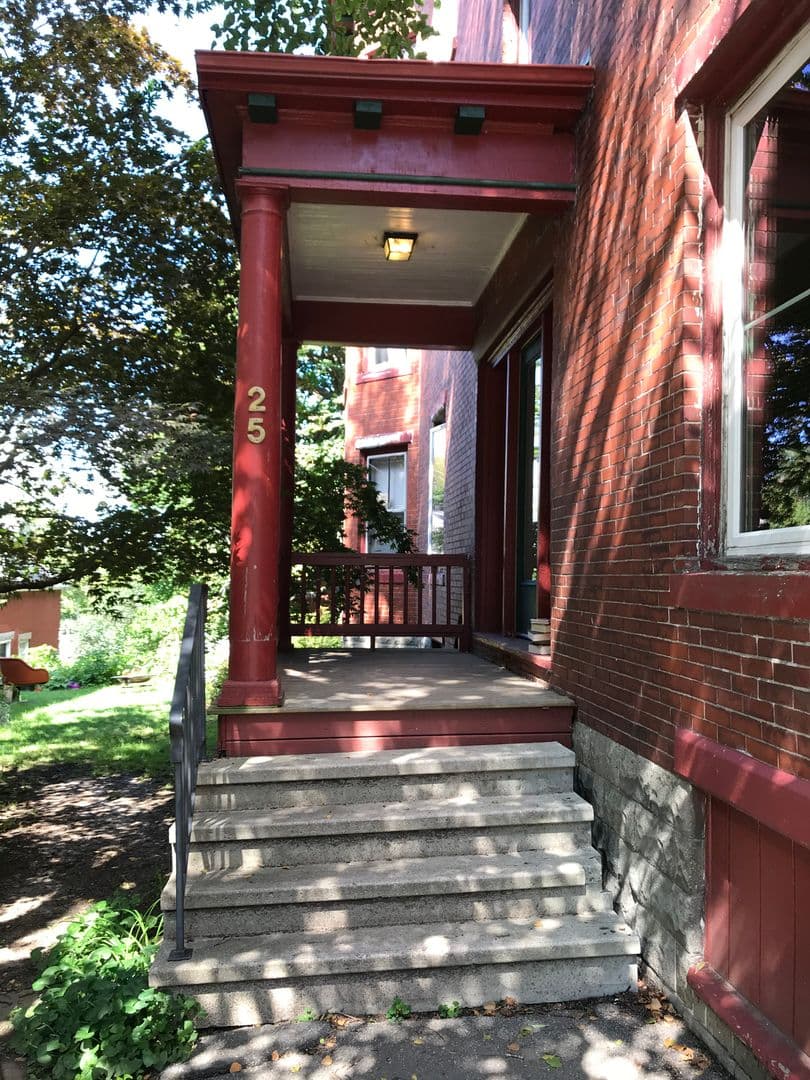 Portland Apartment: 25 Grant Street