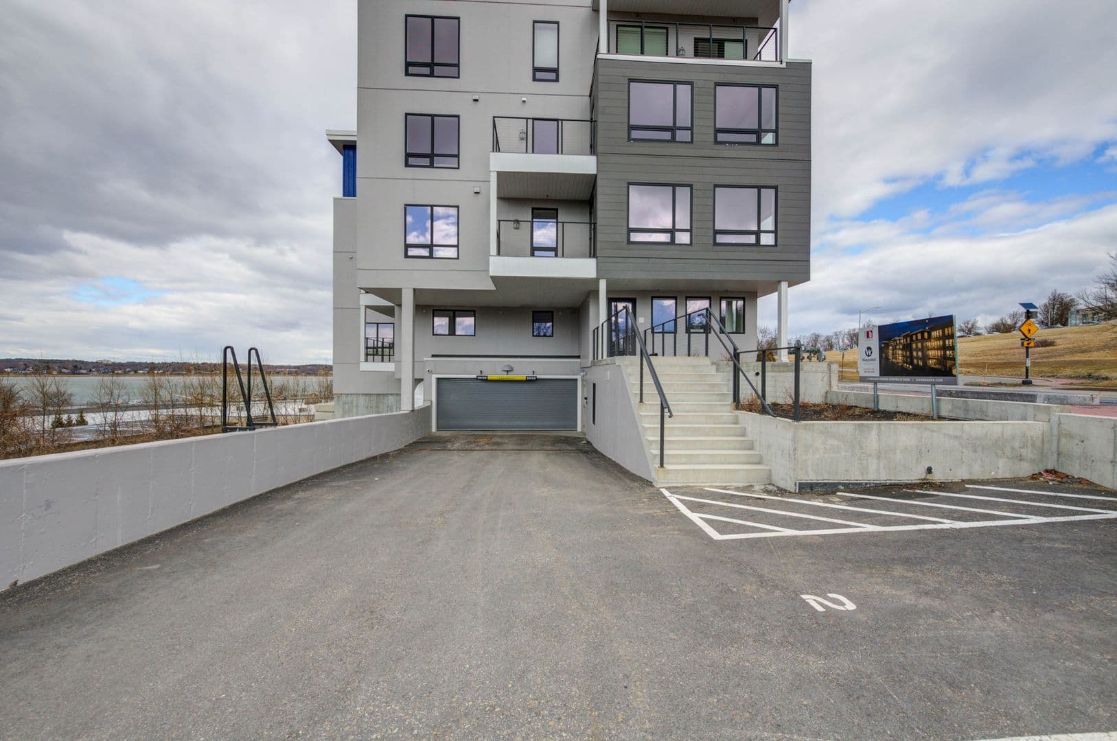 Portland Townhome: 218 Washington Avenue