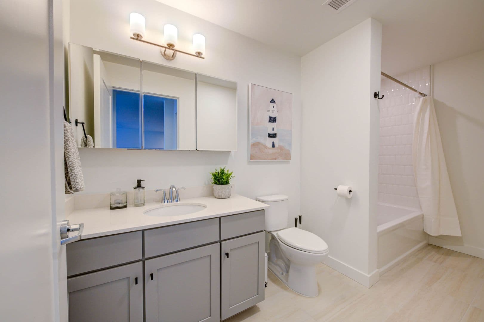 Portland Townhome: 218 Washington Avenue