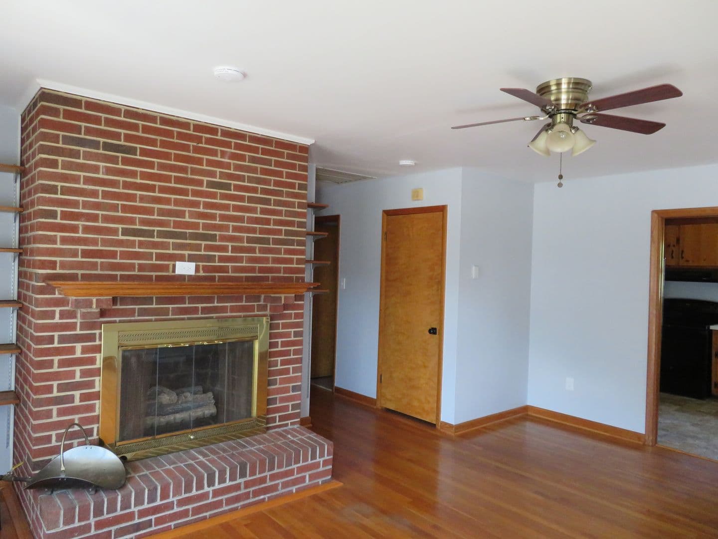 Colonial Heights House: 412 Macauthur Avenue