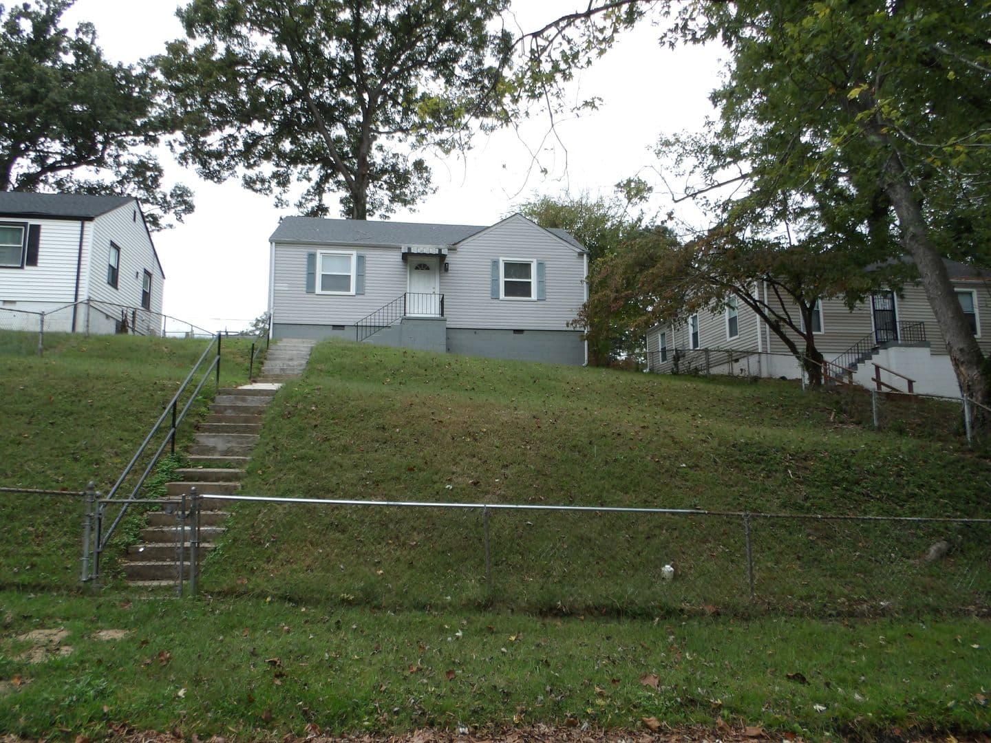 Richmond House: 4705 Caldwell Avenue