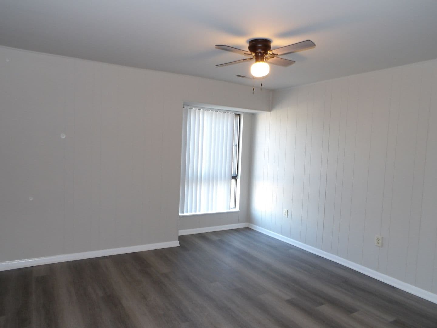 Petersburg Apartment: 2711 S. Crater Road