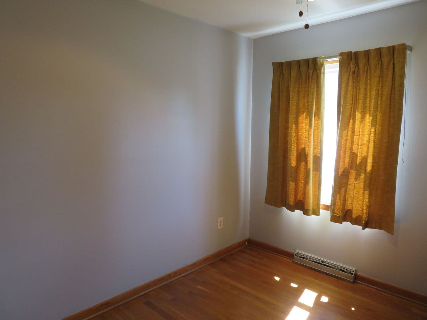 Colonial Heights House: 412 Macauthur Avenue
