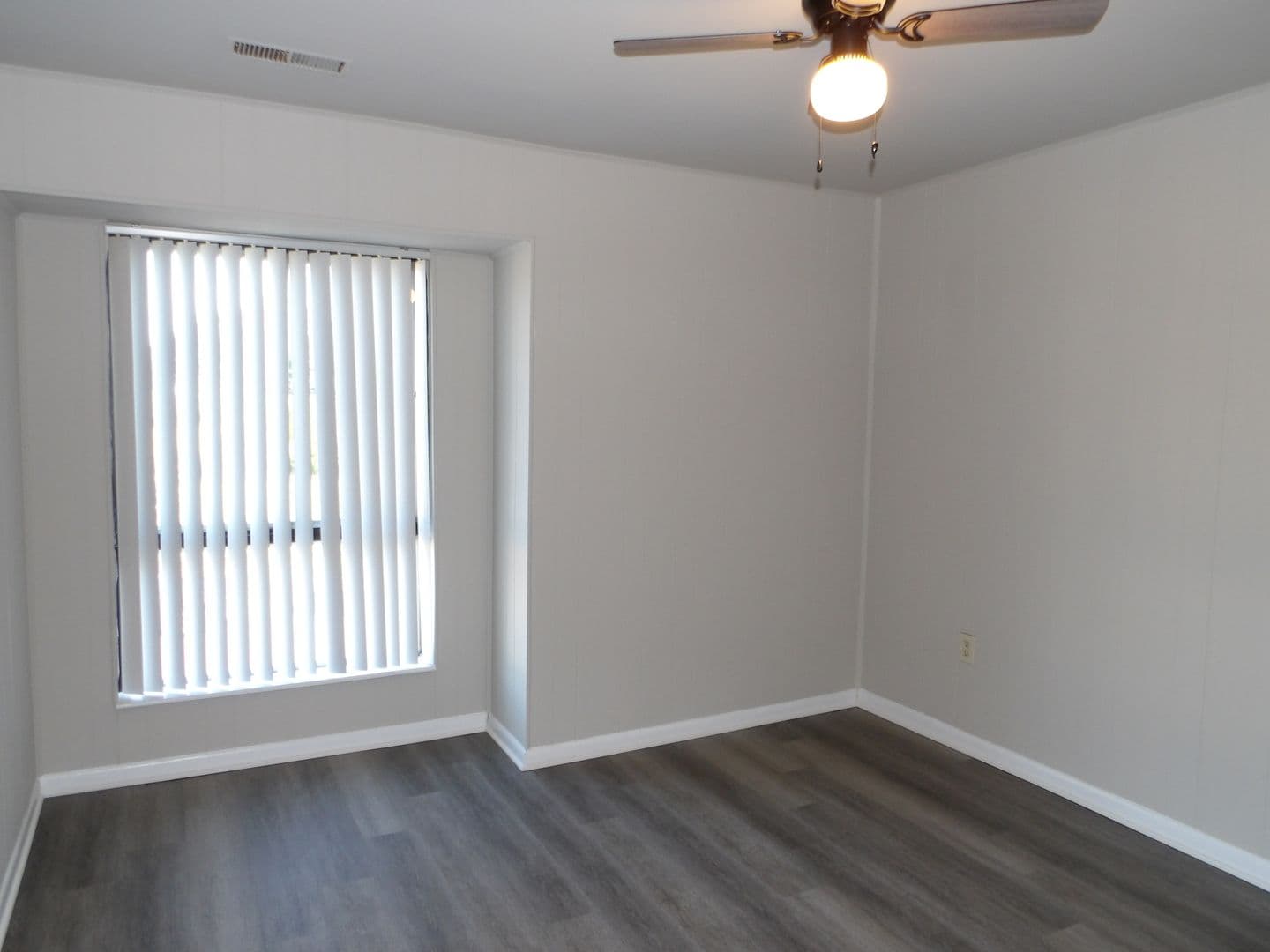 Petersburg Apartment: 2711 S. Crater Road