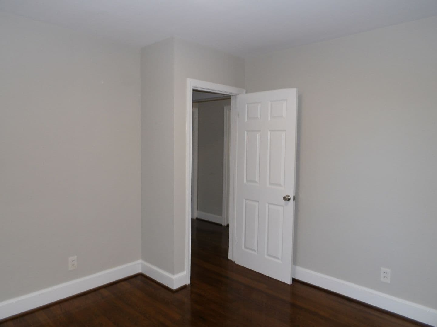 Colonial Heights House: 506 James Avenue