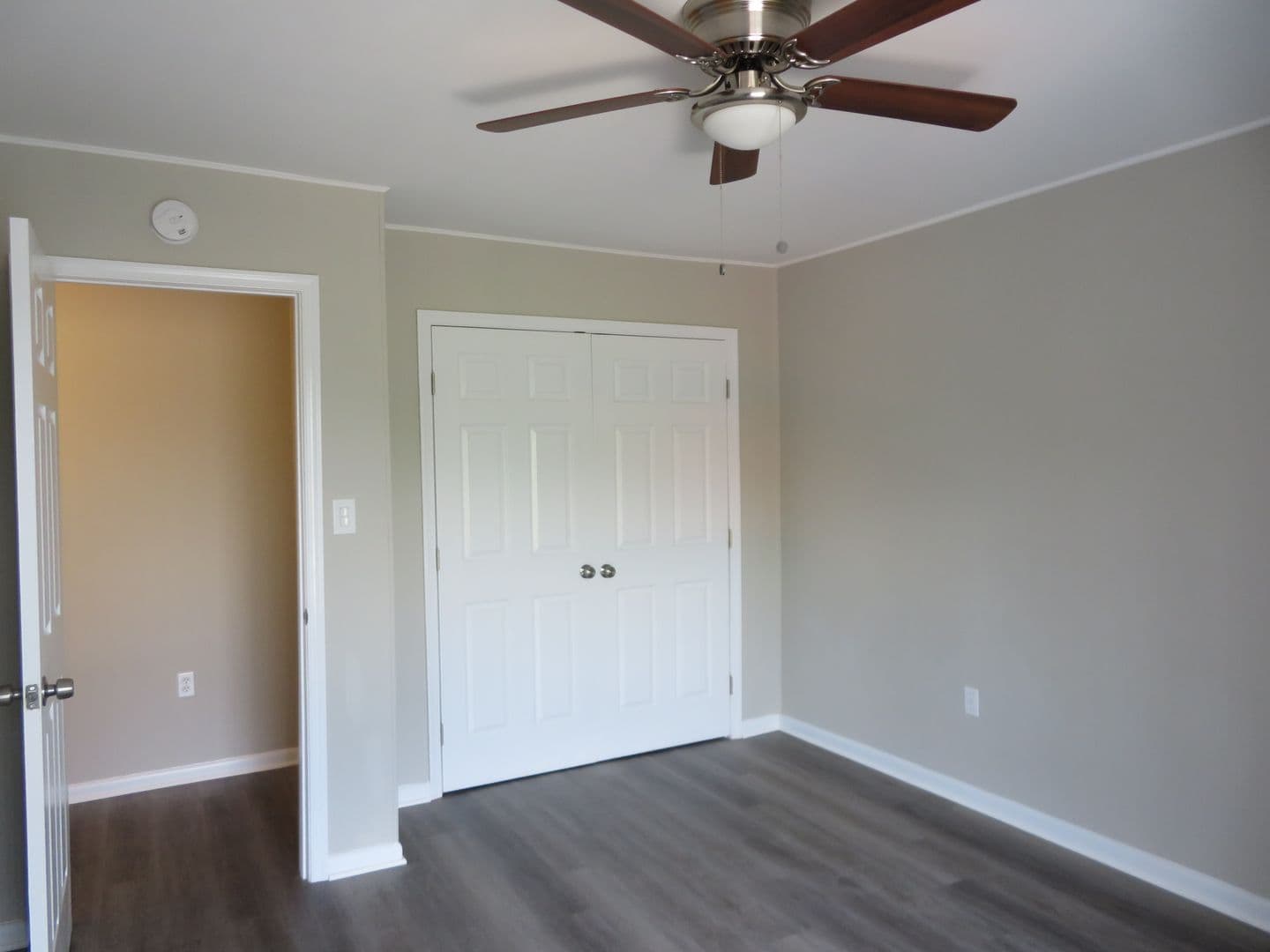 Petersburg Apartment: 2711 S. Crater Road