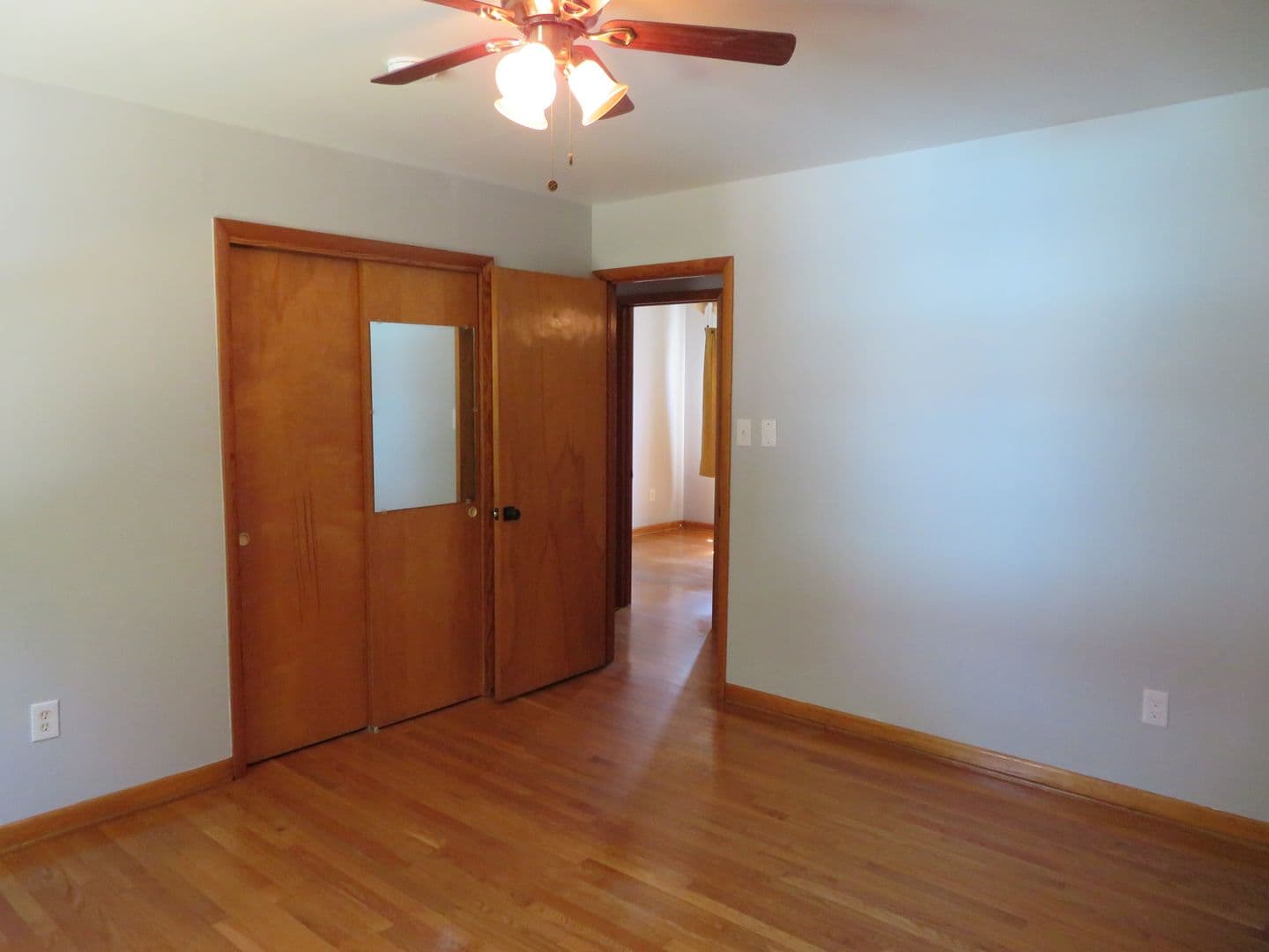 Colonial Heights House: 412 Macauthur Avenue