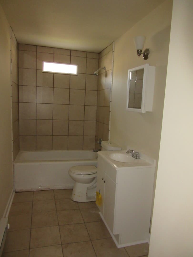 Petersburg House: 721 Miller Street