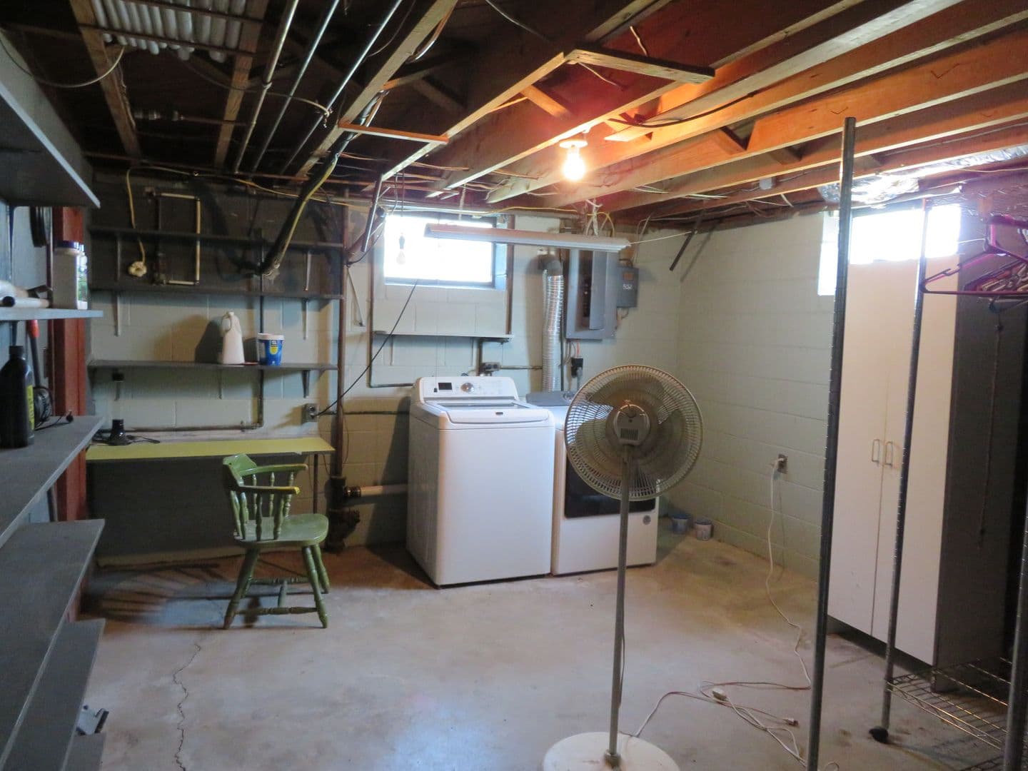 Colonial Heights House: 412 Macauthur Avenue