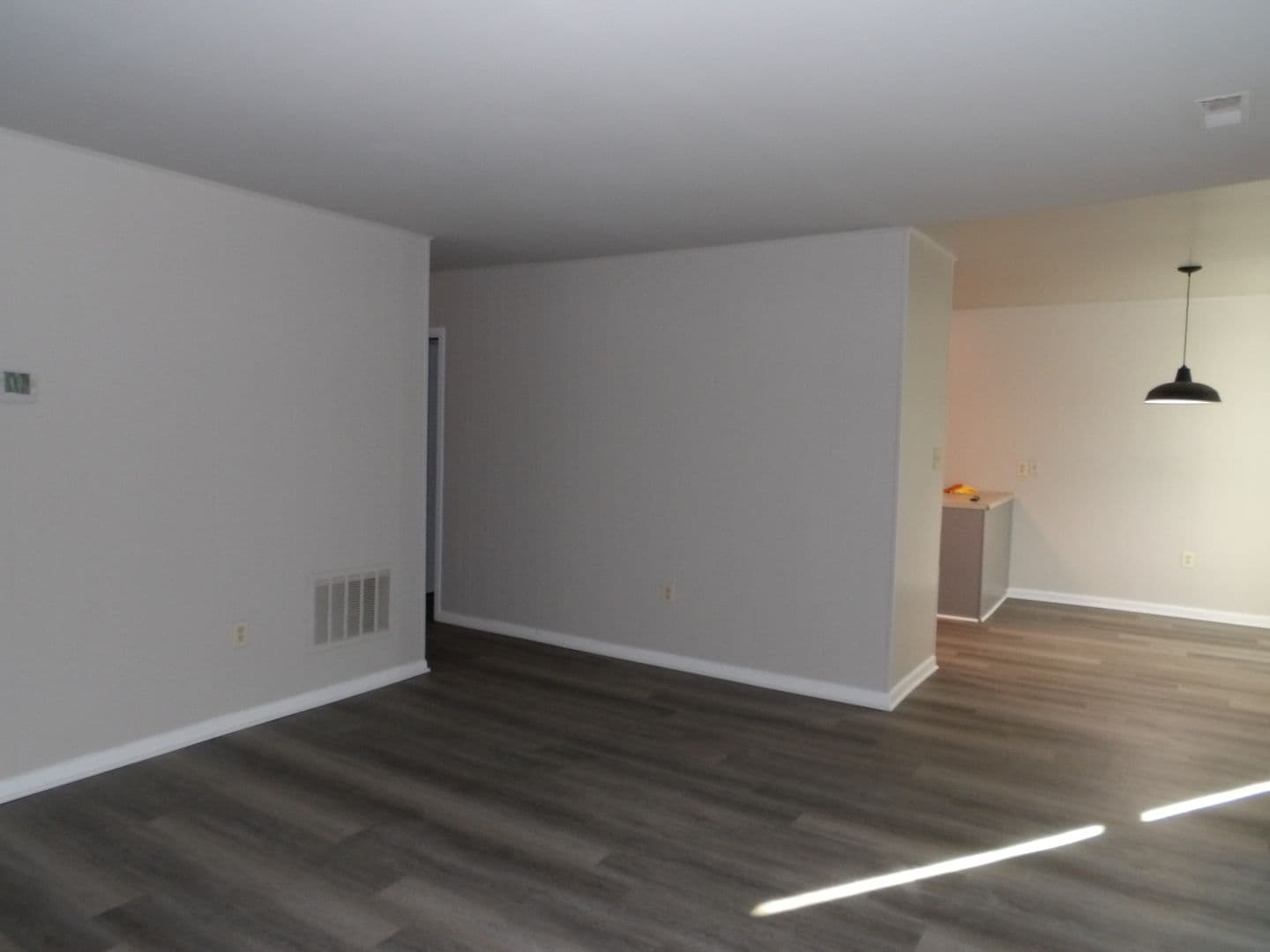 Petersburg Apartment: 2711 S. Crater Road