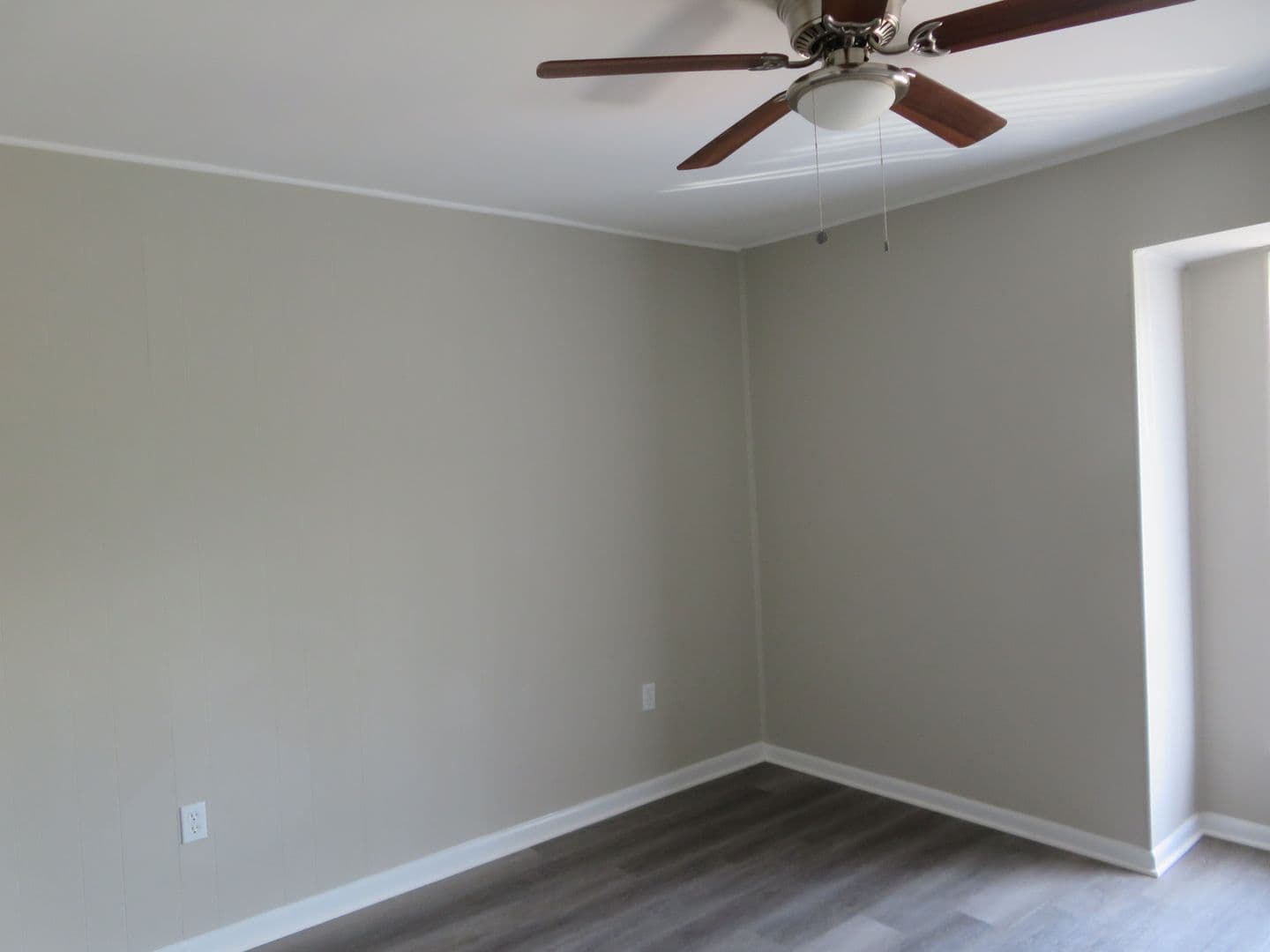 Petersburg Apartment: 2711 S. Crater Road
