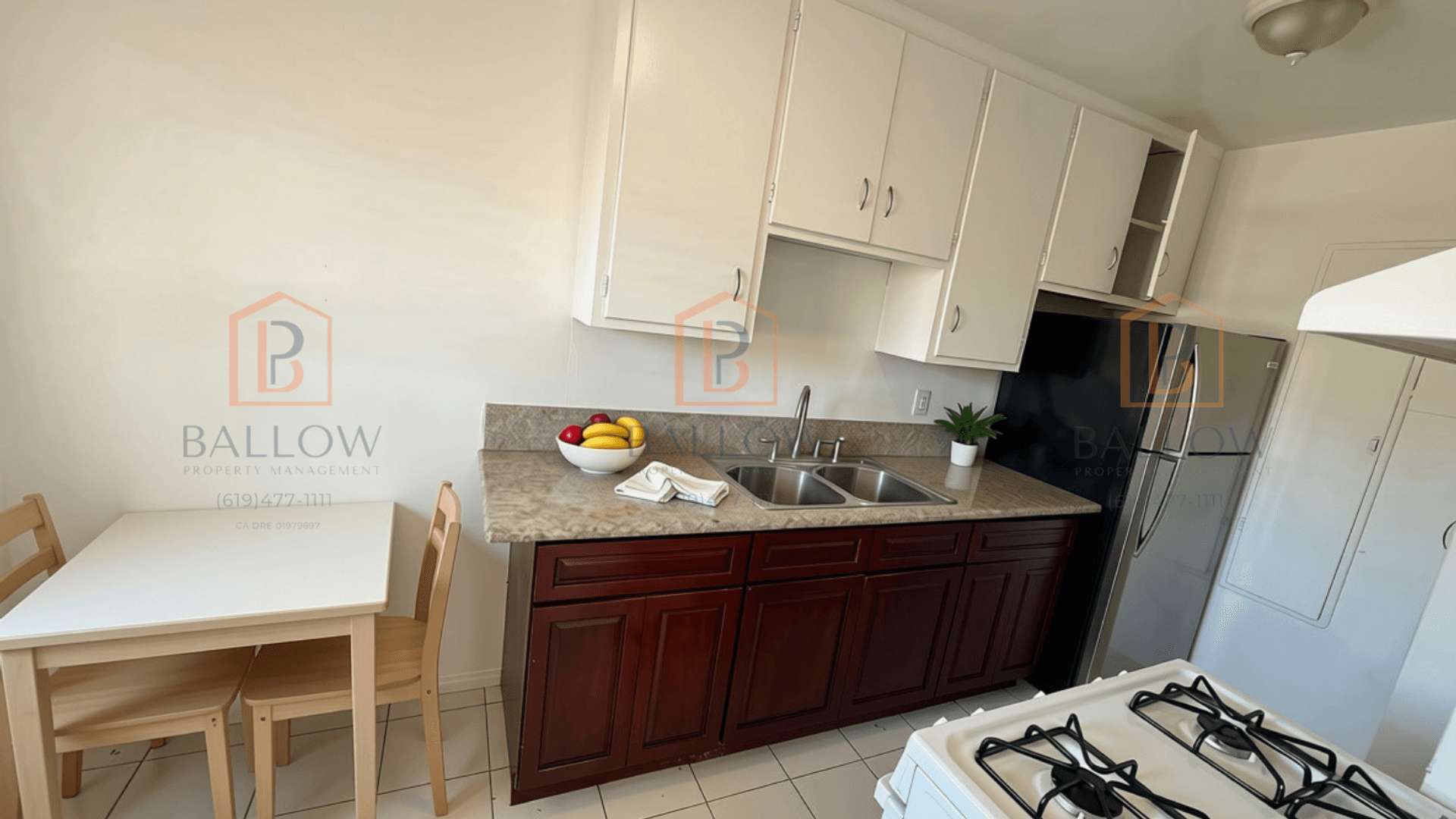 San Diego Apartment: 3291 McLarens ln