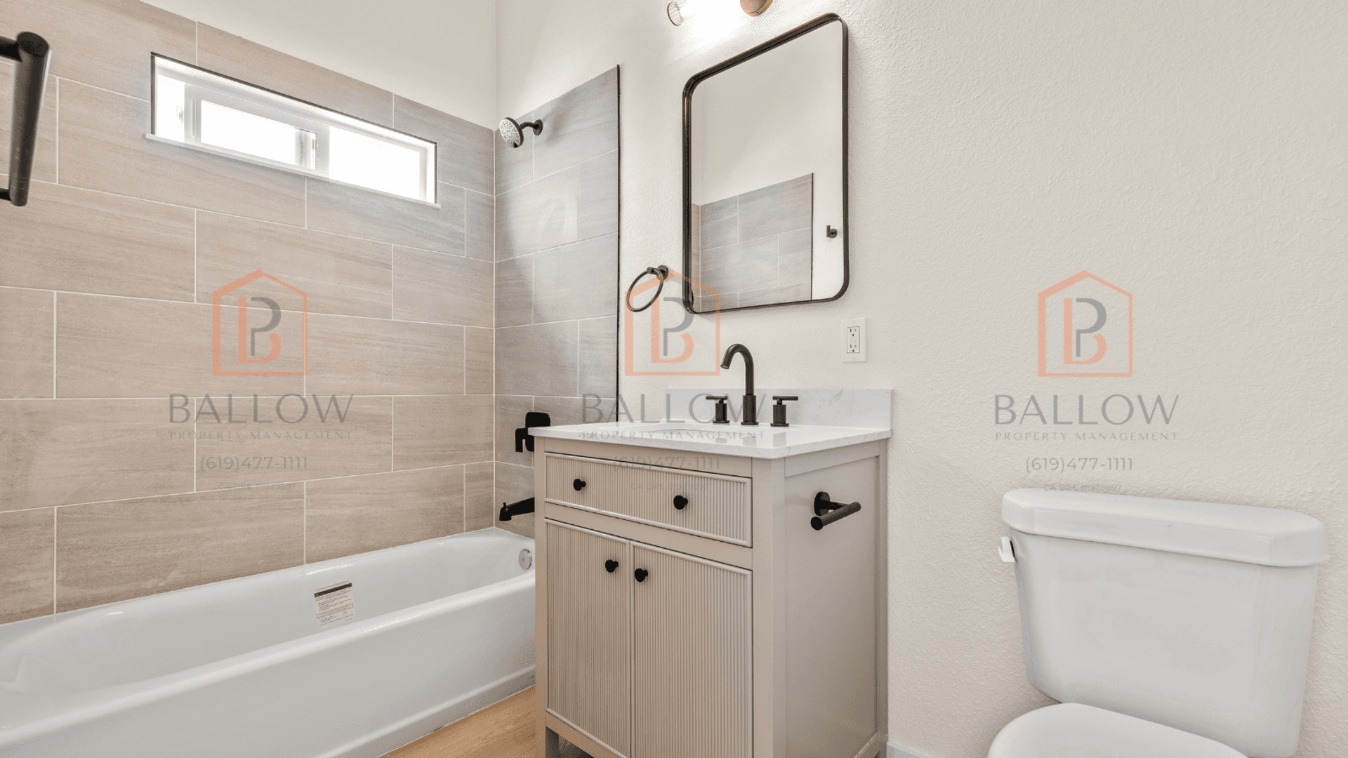San Diego Apartment: 4880-82 Cole Street