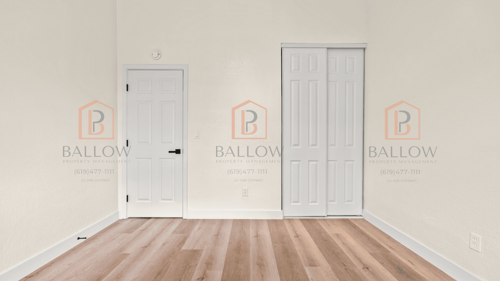 San Diego Apartment: 4880-82 Cole Street