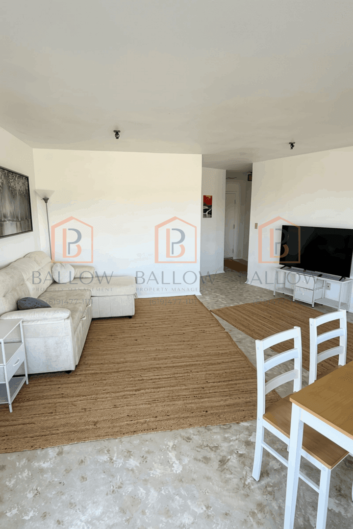San Diego Apartment: 3991 Crown Point Dr Unit 116