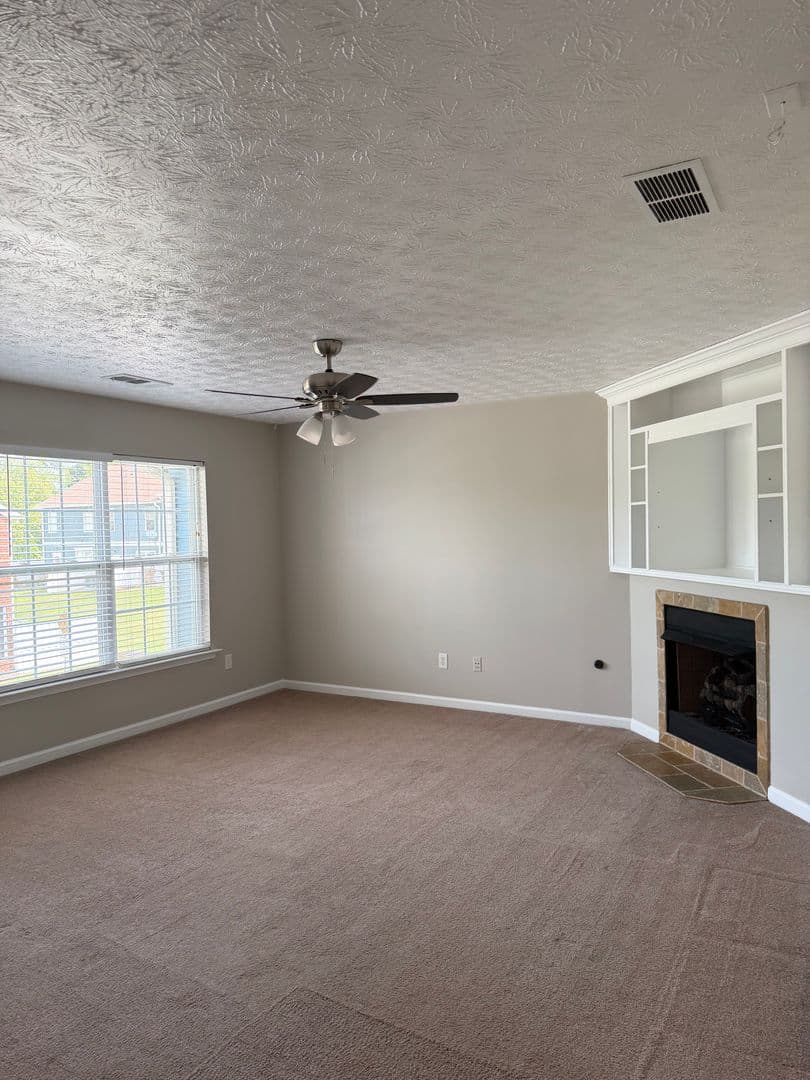 Flowery Branch Townhome: 6262 Shoreview Circle